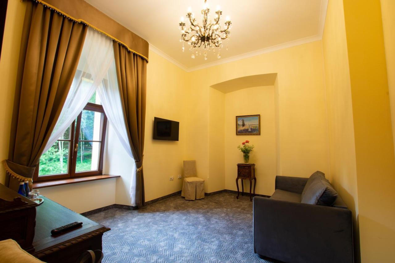 Pałac Lubiechowa-Jelenia Góra- Riesengebirge Exterior foto